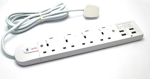 豐葉牌 FYM S344USBH 獨立燈掣拖板 - 4位 + (4位) USB